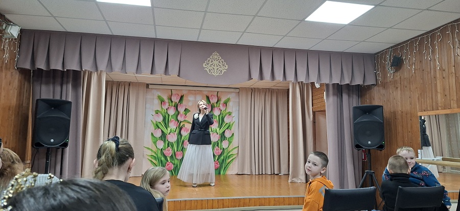 Праздничный концерт "Вы прекрасны, спору нет"