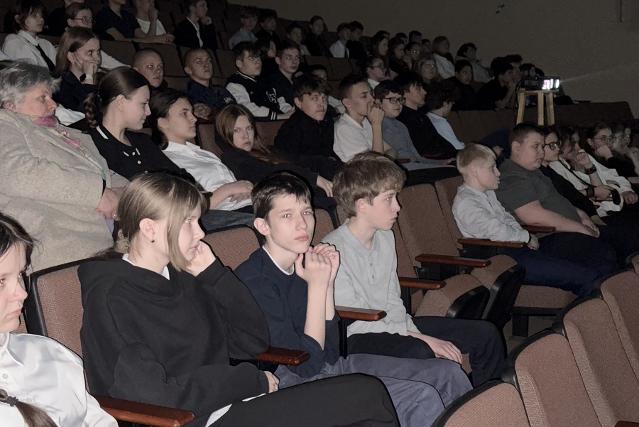 Герои войны – герои спорта: В Липицком доме культуры прошел вдохновляющий кинопросмотр!