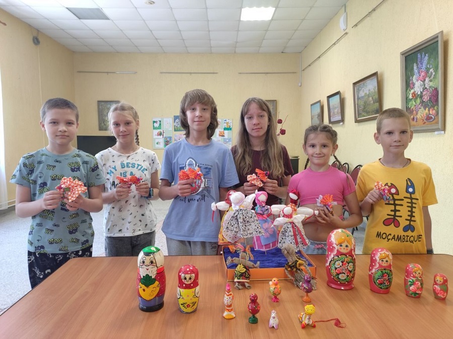 «Чудесный мир русской народной игрушки».