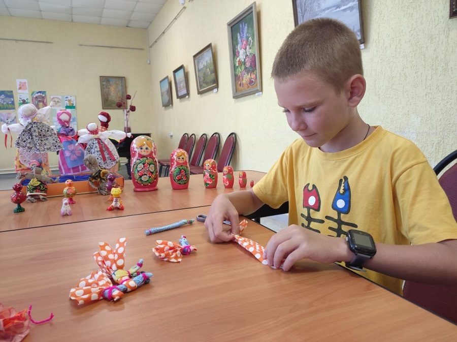 «Чудесный мир русской народной игрушки».